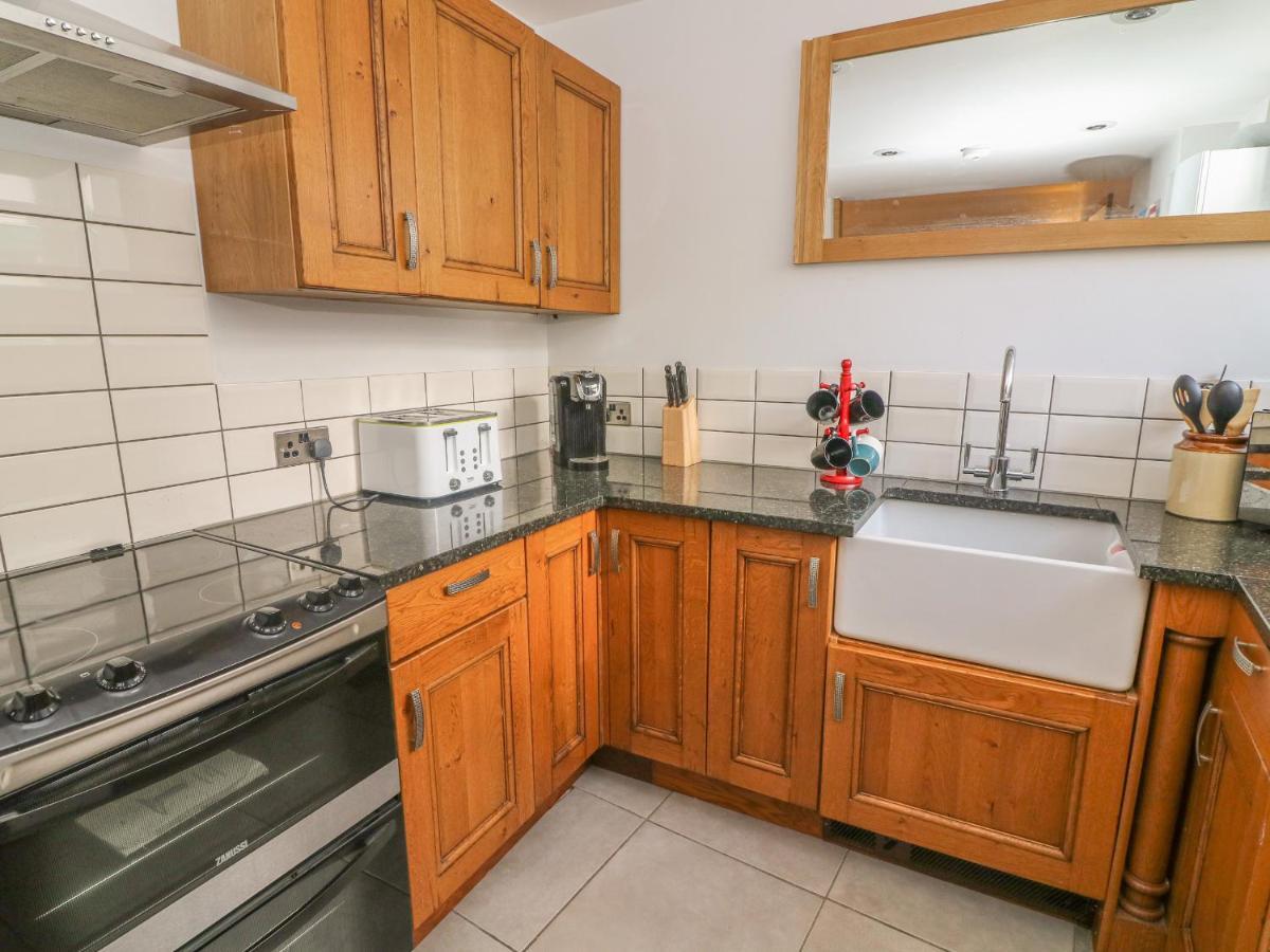 Flat 2 Galloway House Кендал Экстерьер фото